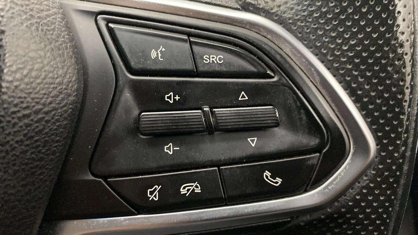 2020 MG HECTOR SHARP 1.5 DCT PETROL, Petrol, Automatic, 35,389 km, Steering Wheel Close Up