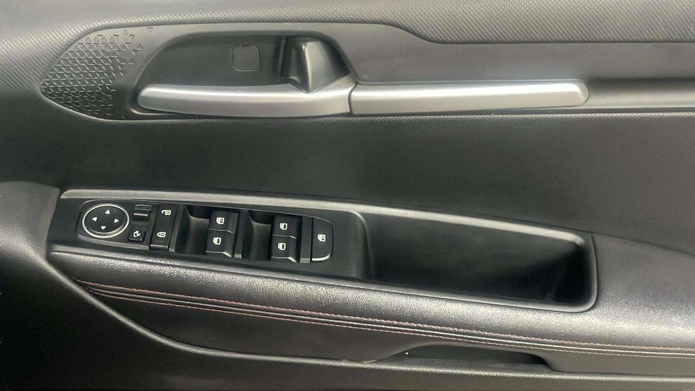 2020 KIA SONET GTX PLUS 1.0 IMT, Petrol, Manual, 19,205 km, Driver Side Door Panels Control