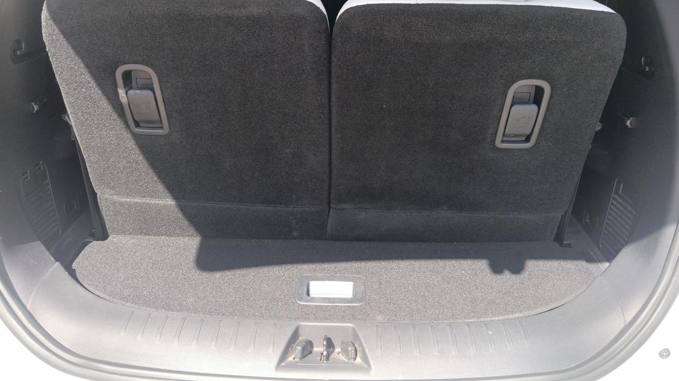2022 Mahindra XUV700 AX 7 D AT 7 STR, Diesel, Automatic, 24,581 km, Boot Open Zoomed View