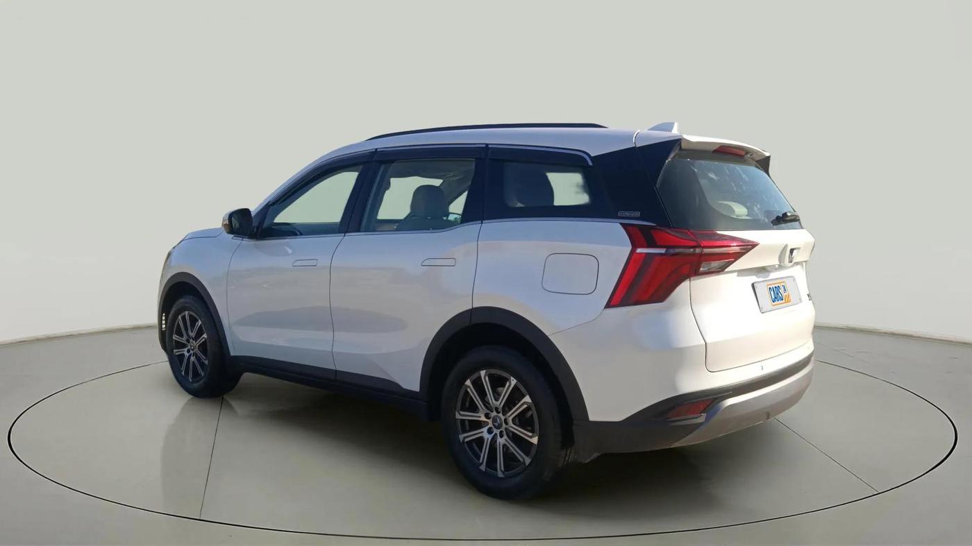 2022 Mahindra XUV700 AX 7 D AT 7 STR, Diesel, Automatic, 24,581 km, Left Back Diagonal
