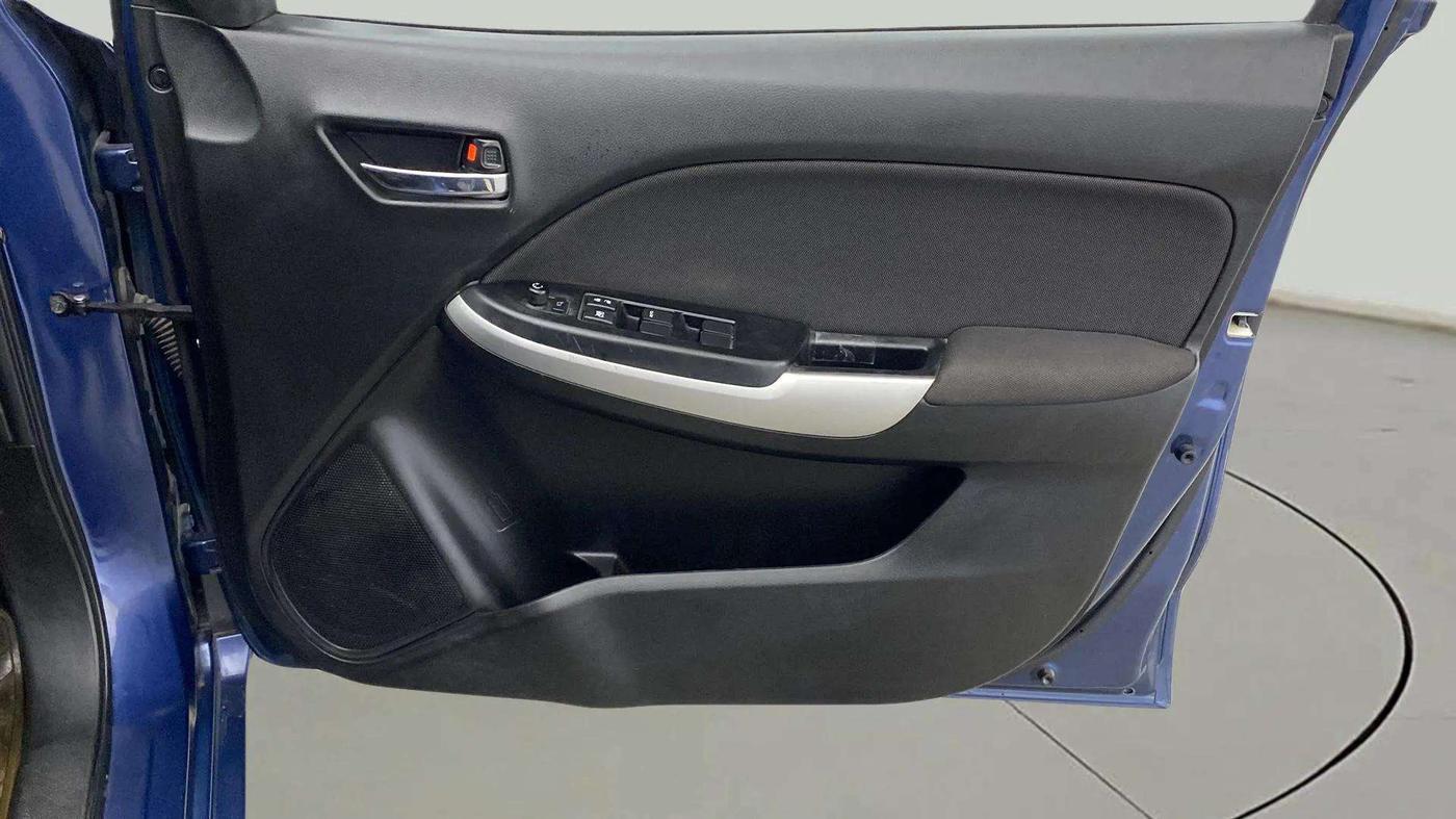 2018 Maruti Baleno DELTA CVT PETROL 1.2, Petrol, Automatic, 56,319 km, Driver Side Door Panels Control