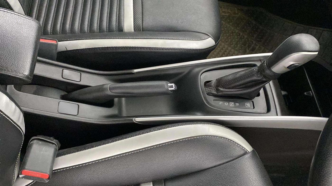 2018 Maruti Baleno DELTA CVT PETROL 1.2, Petrol, Automatic, 56,319 km, Gear Lever