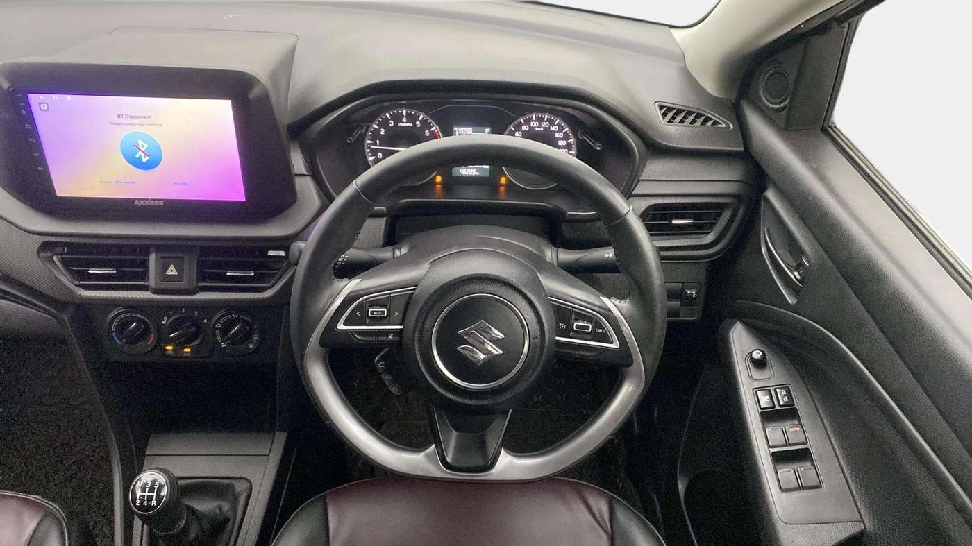 2023 Maruti BREZZA LXI S- CNG, CNG, Manual, 46,401 km, Steering Wheel Close Up