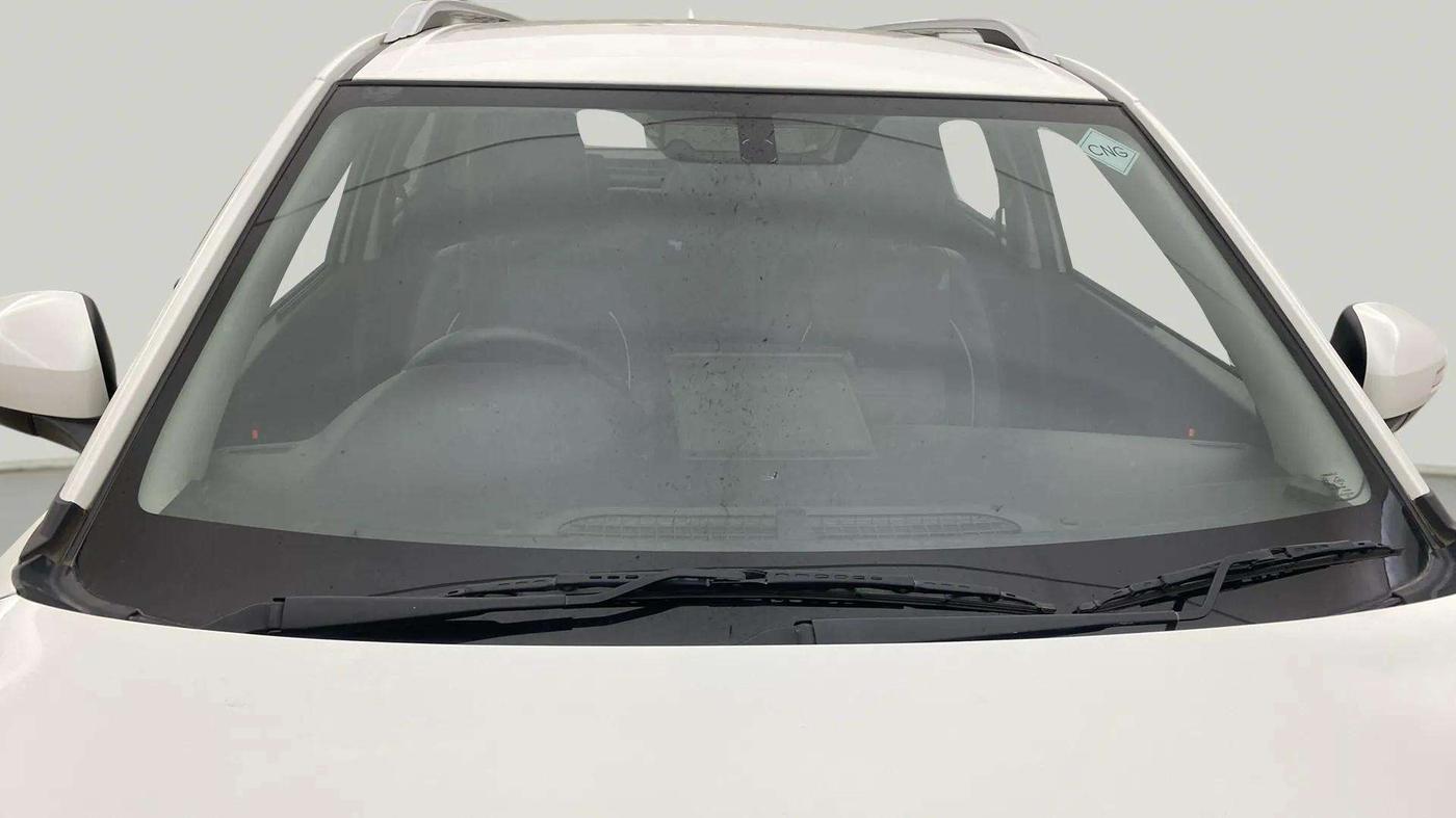2023 Maruti BREZZA LXI S- CNG, CNG, Manual, 46,401 km, Front Windshield