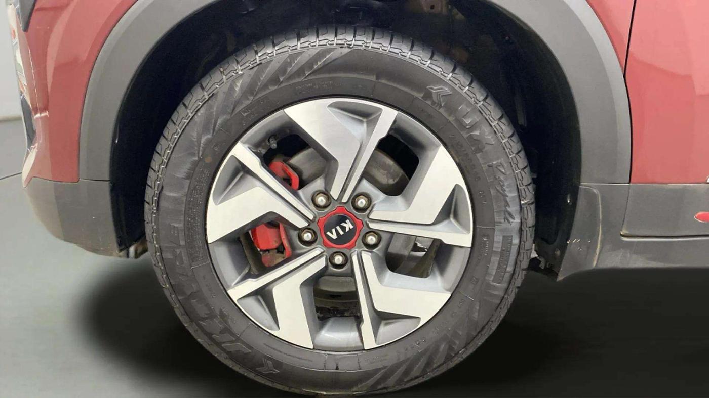 2021 KIA SONET GTX PLUS 1.5 AT, Diesel, Automatic, 60,730 km, Left Front Wheel