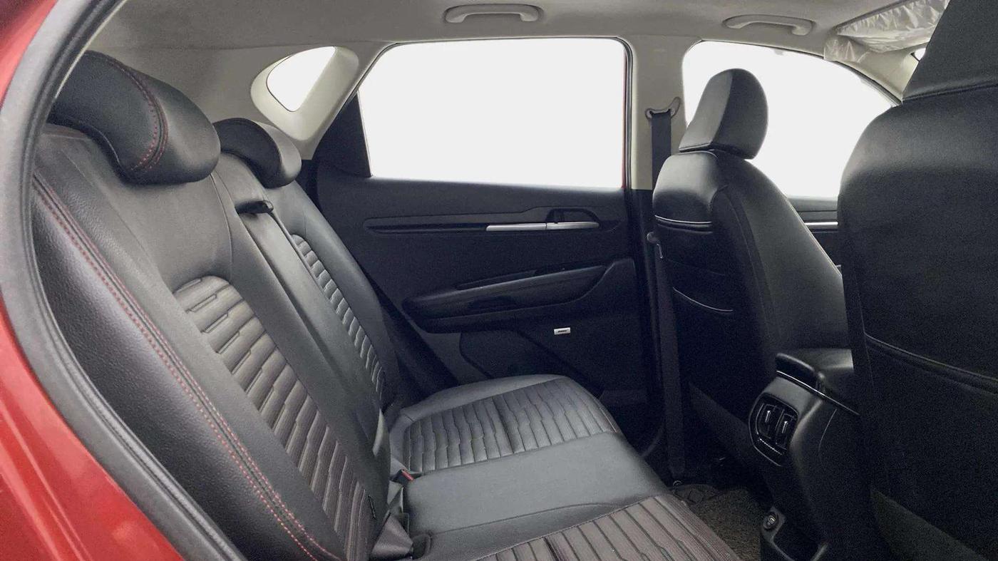 2021 KIA SONET GTX PLUS 1.5 AT, Diesel, Automatic, 60,730 km, Right Side Rear Door Cabin