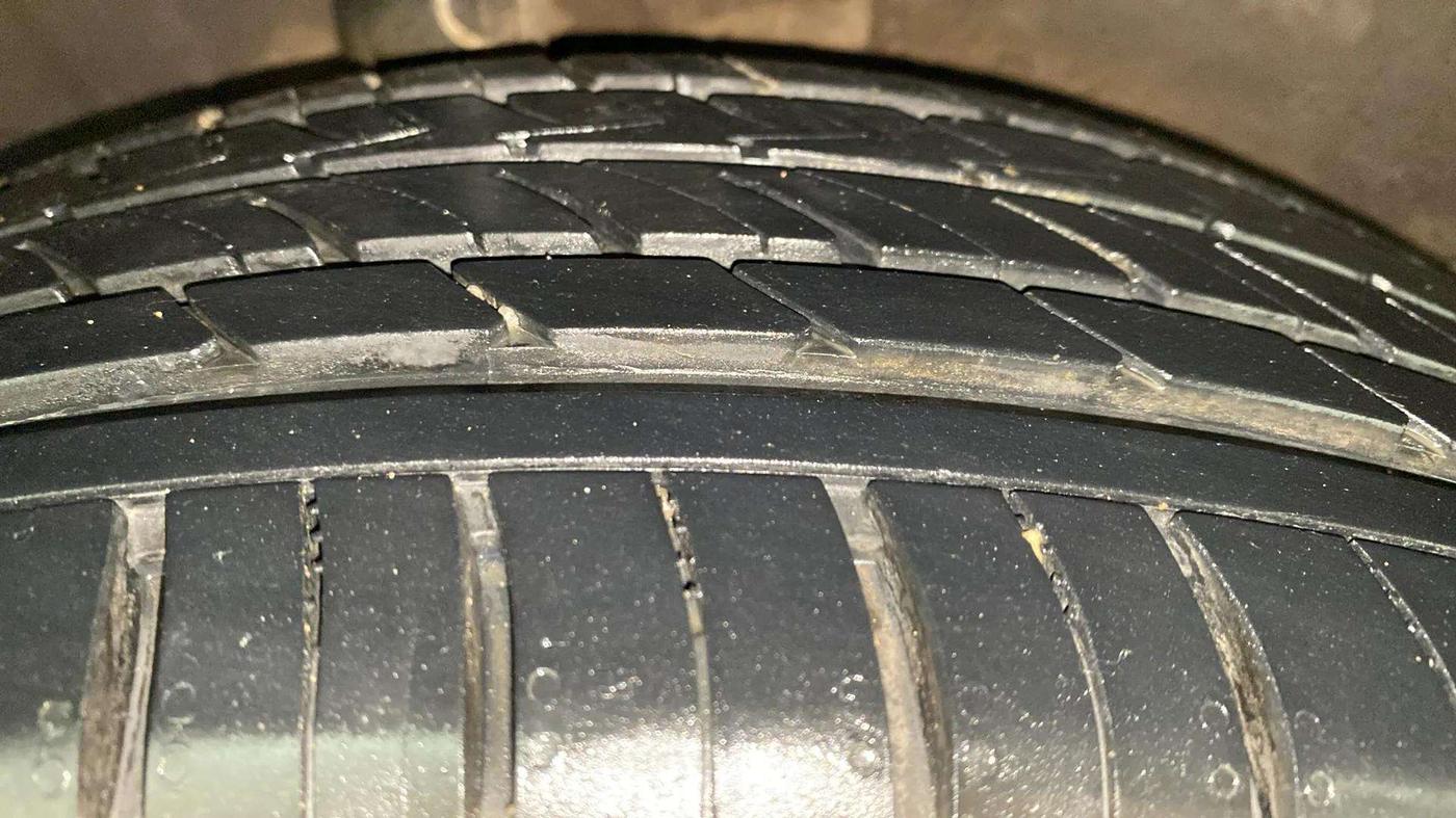 2021 KIA SONET GTX PLUS 1.5 AT, Diesel, Automatic, 60,730 km, Right Rear Tyre Tread