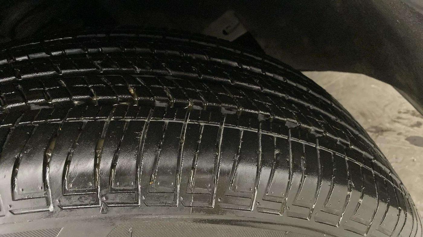 2024 Mahindra SCORPIO-N N Z8 S Petrol AT, Petrol, Automatic, 7,611 km, Right Front Tyre Tread