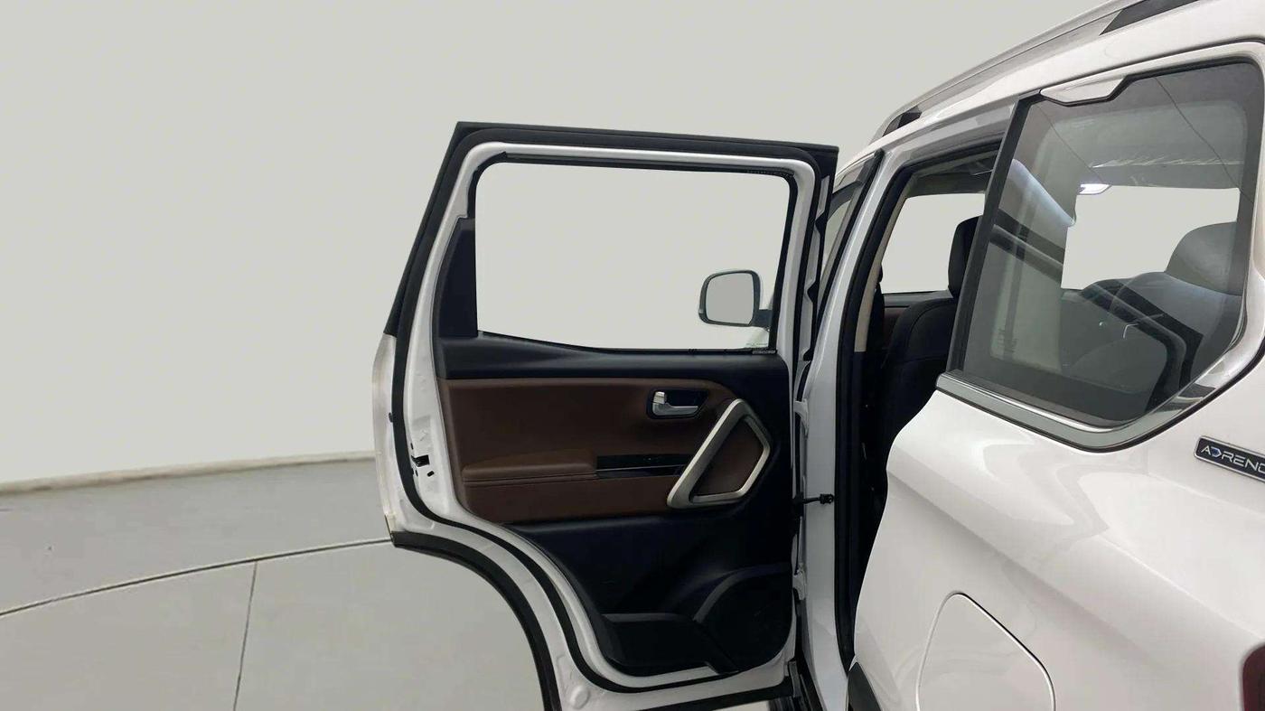 2024 Mahindra SCORPIO-N N Z8 S Petrol AT, Petrol, Automatic, 7,611 km, LHS Rear Door