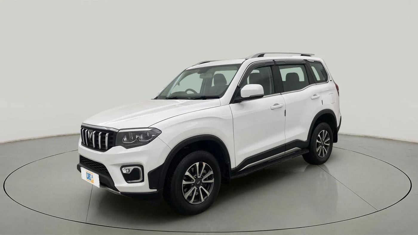 2024 Mahindra SCORPIO-N N Z8 S Petrol AT, Petrol, Automatic, 7,611 km, Left Front Diagonal