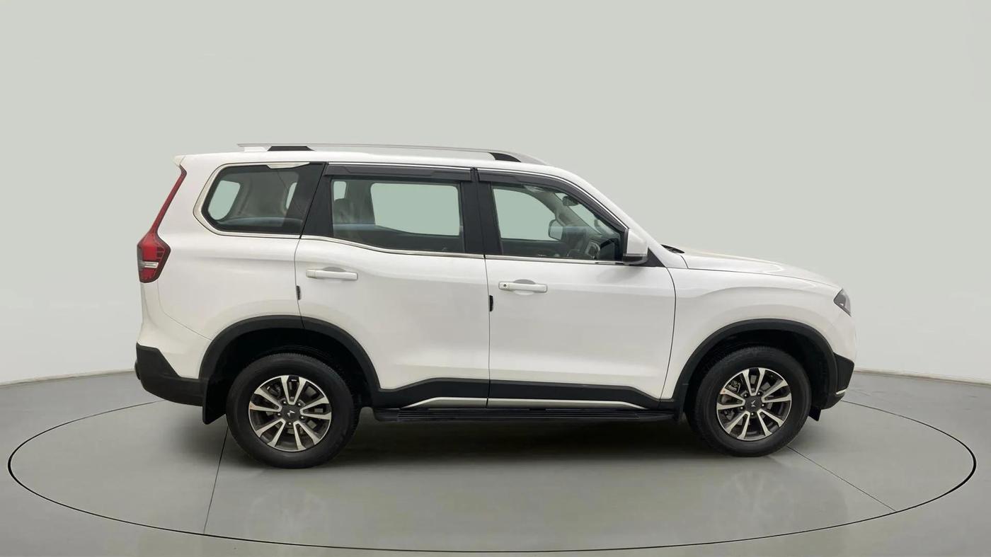 2024 Mahindra SCORPIO-N N Z8 S Petrol AT, Petrol, Automatic, 7,611 km, Right Side View
