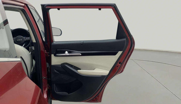 2022 KIA SELTOS HTX IVT 1.5 PETROL, Petrol, Automatic, 19,664 km, RHS Rear Door