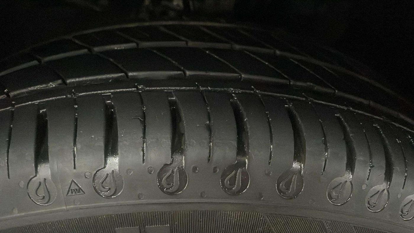 2024 Tata Tiago  XZA Plus CNG, CNG, Automatic, 12,733 km, Right Rear Tyre Tread