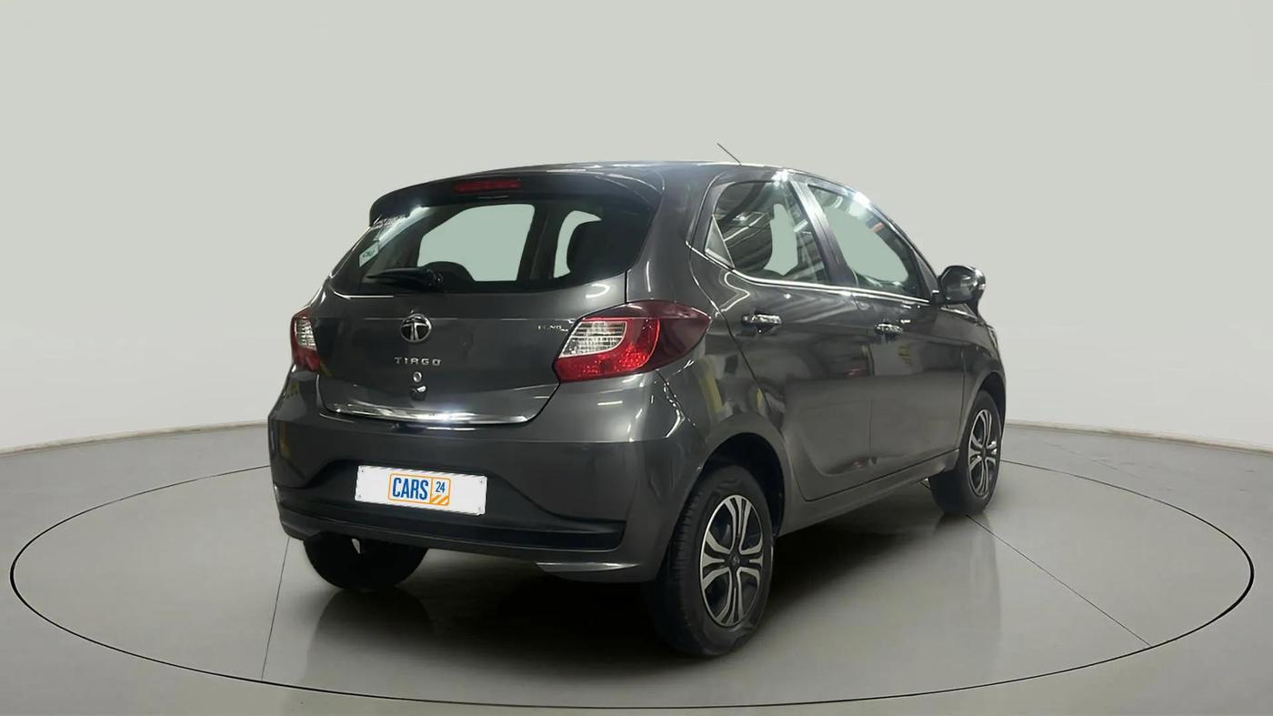2024 Tata Tiago  XZA Plus CNG, CNG, Automatic, 12,733 km, Right Back Diagonal