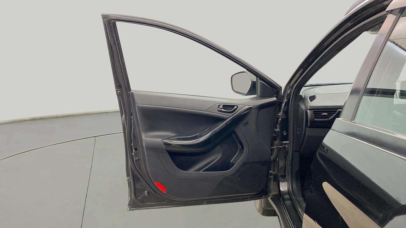 2023 Tata NEXON XZA PLUS DIESEL DARK EDITION, Diesel, Automatic, 32,880 km, LHS Front Door