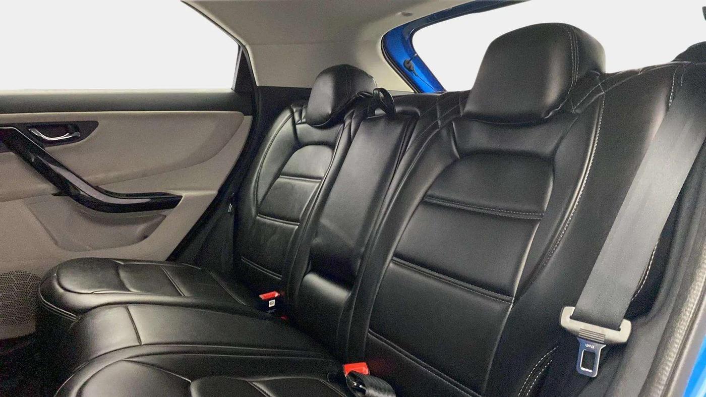 2020 Tata NEXON XZA PLUS (O) PETROL DUAL TONE, Petrol, Automatic, 43,394 km, Right Side Rear Door Cabin
