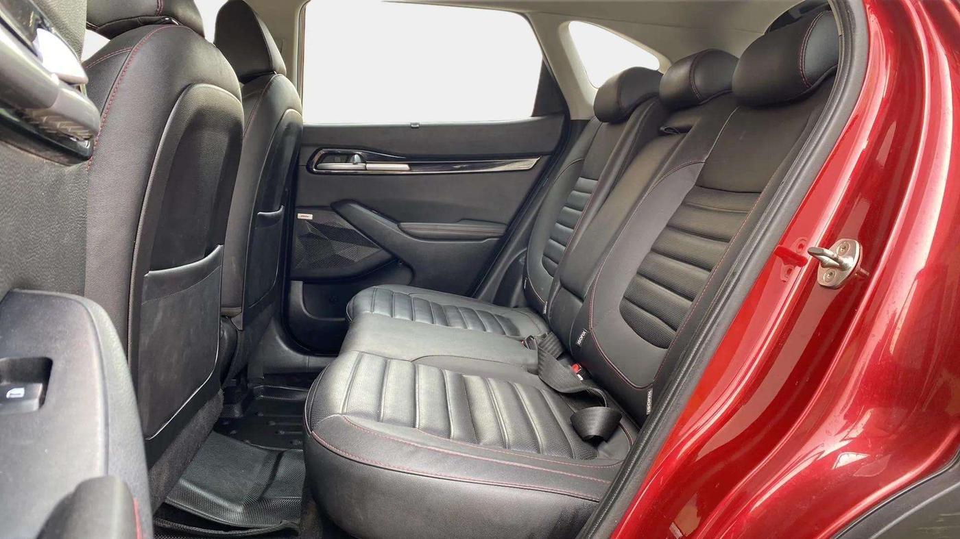 2021 KIA SELTOS GTX PLUS 1.4 PETROL DCT DUAL TONE, Petrol, Automatic, 24,223 km, Right Side Rear Door Cabin
