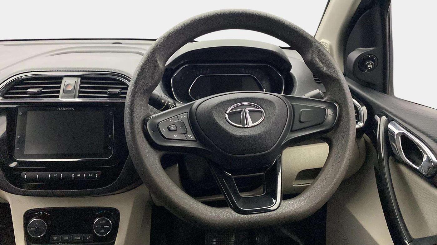 2022 Tata TIGOR XZA PLUS PETROL, Petrol, Automatic, 47,253 km, Steering Wheel Close Up