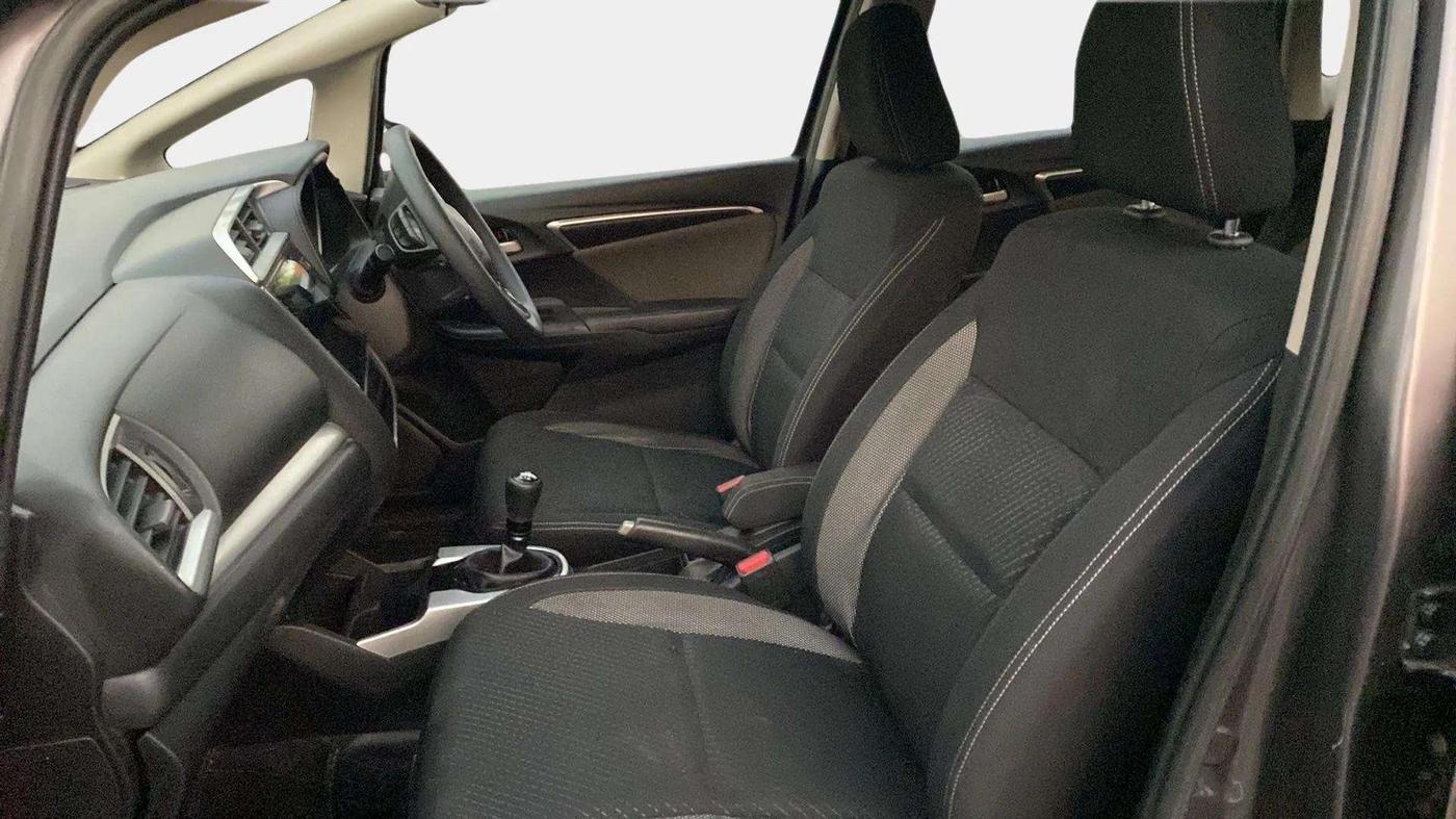 2017 Honda WR-V 1.5L I-DTEC VX MT, Diesel, Manual, 88,594 km, Right Side Front Door Cabin