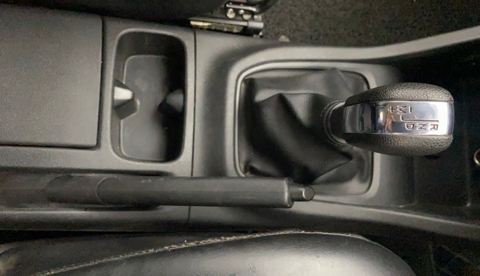 2020 Renault TRIBER RXL AMT, Petrol, Automatic, 40,441 km, Gear Lever