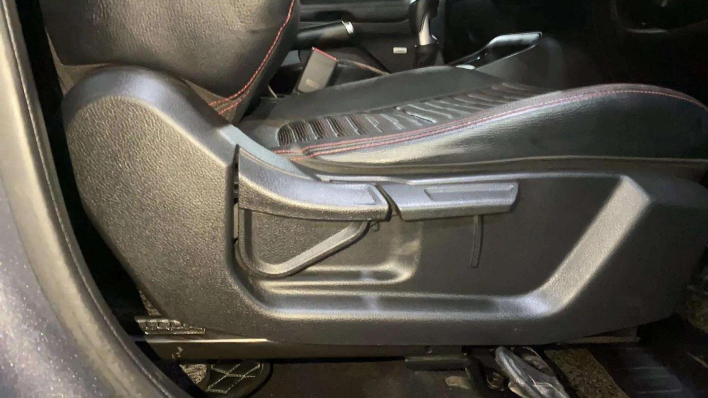 2022 KIA SONET GTX PLUS 1.5, Diesel, Manual, 25,148 km, Driver Side Adjustment Panel