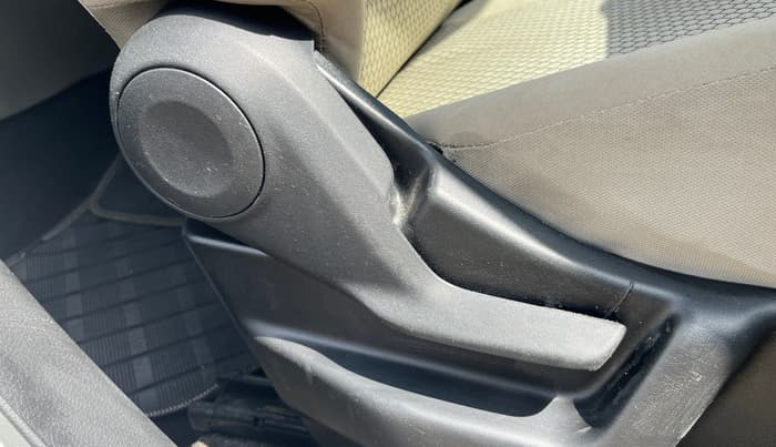 2022 Maruti New Wagon-R LXI 1.0, Petrol, Manual, 22,233 km, Driver Side Adjustment Panel