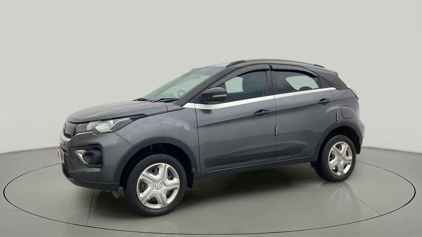 2020 Tata NEXON XM SUNROOF PETROL, Petrol, Manual, 17,952 km, Left Front Diagonal