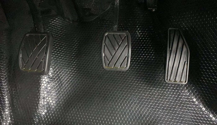 2023 Maruti Baleno SIGMA PETROL 1.2, Petrol, Manual, 4,017 km, Pedals