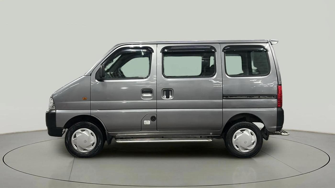 2023 Maruti Eeco 5 STR AC CNG, CNG, Manual, 21,523 km, Left Side