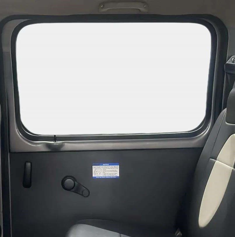 2023 Maruti Eeco 5 STR AC CNG, CNG, Manual, 21,523 km, RHS Rear Door