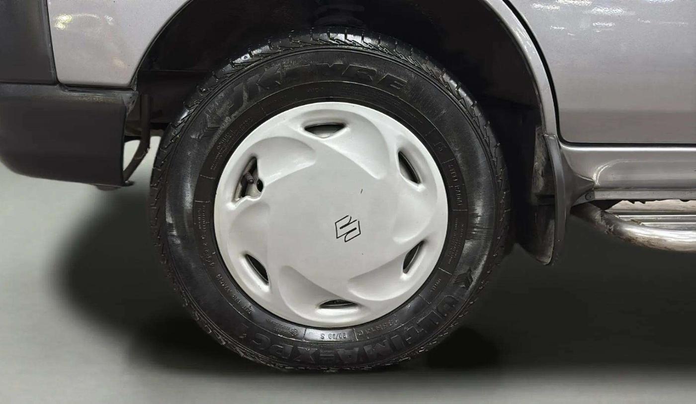 2023 Maruti Eeco 5 STR AC CNG, CNG, Manual, 21,523 km, Left Front Wheel