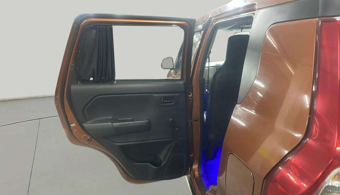 2021 Maruti New Wagon-R LXI CNG 1.0, CNG, Manual, 33,087 km, LHS Rear Door