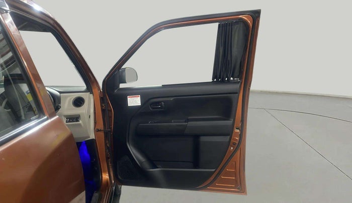 2021 Maruti New Wagon-R LXI CNG 1.0, CNG, Manual, 33,087 km, RHS Front Door