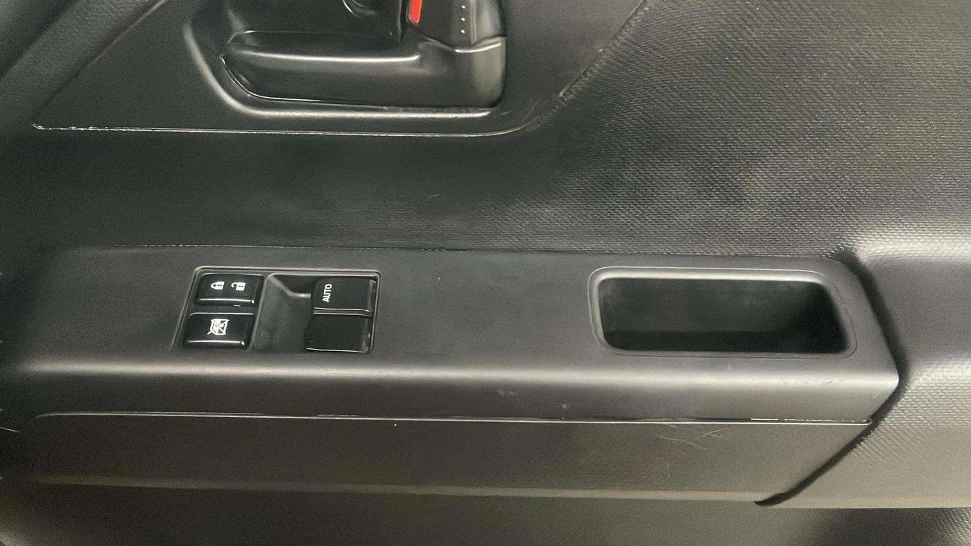 2021 Maruti New Wagon-R LXI CNG 1.0, CNG, Manual, 33,087 km, Driver Side Door Panels Control