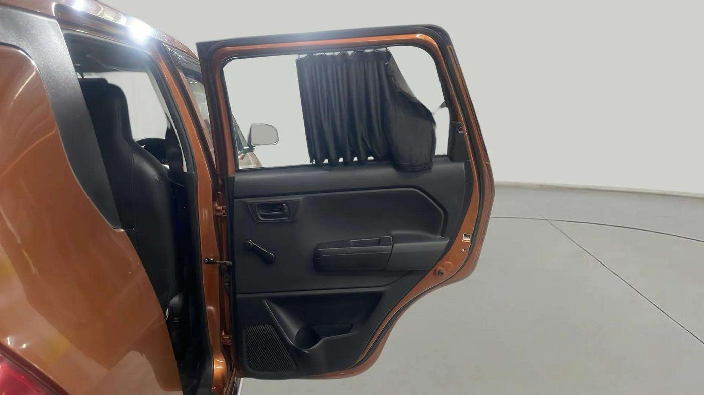2021 Maruti New Wagon-R LXI CNG 1.0, CNG, Manual, 33,087 km, RHS Rear Door