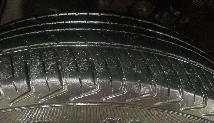 2021 Maruti New Wagon-R LXI CNG 1.0, CNG, Manual, 33,087 km, Left Rear Tyre Tread