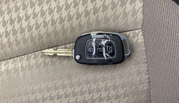 2019 Hyundai Elite i20 SPORTZ PLUS 1.2, Petrol, Manual, 53,783 km, Key Close Up
