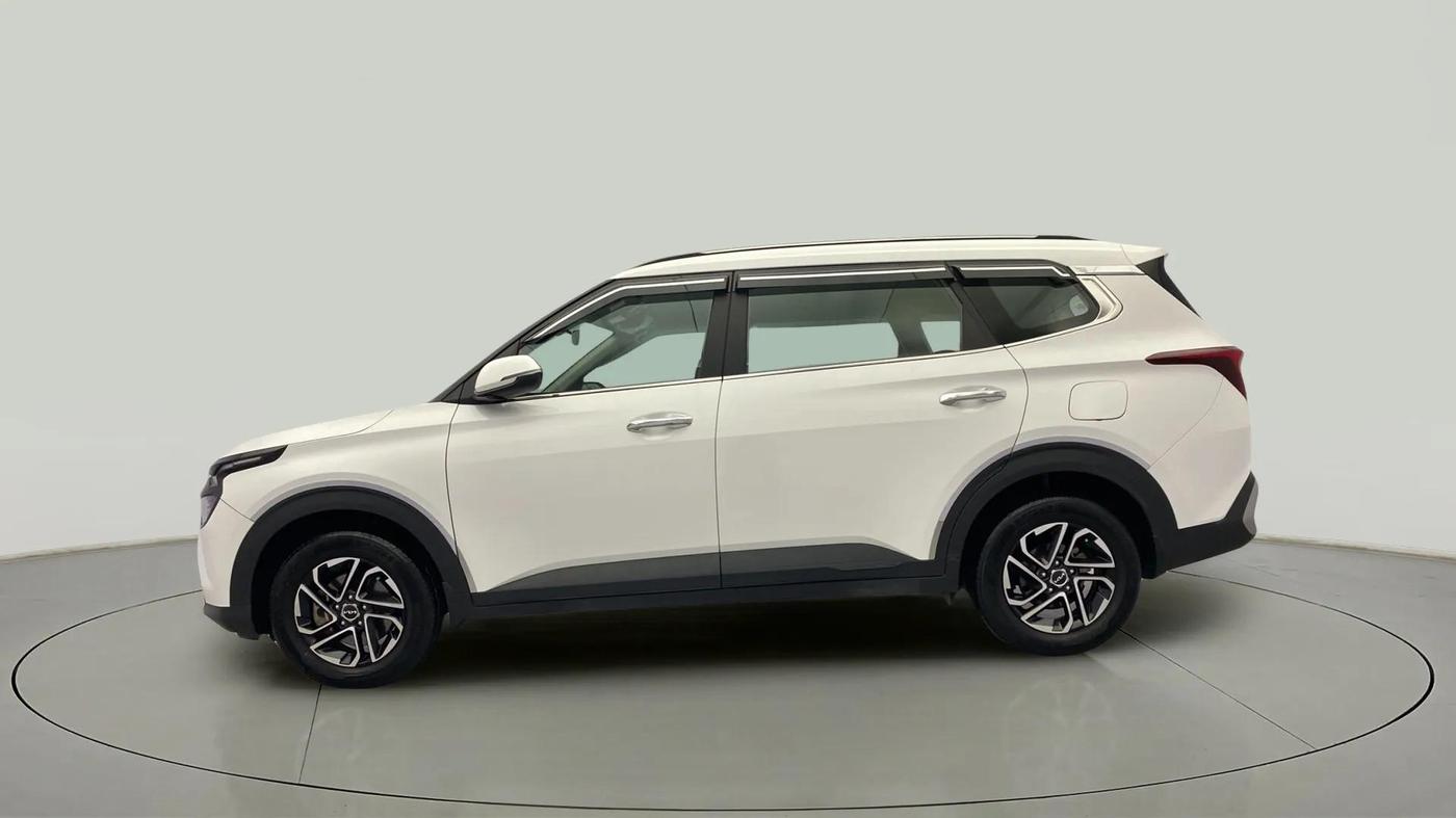 2022 KIA CARENS PRESTIGE PLUS 1.4 PETROL 7 STR, Petrol, Manual, 32,951 km, Left Side