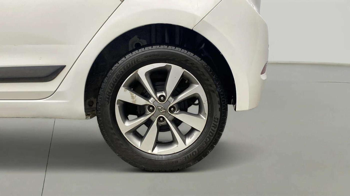 2014 Hyundai Elite i20 ASTA 1.2, Petrol, Manual, 71,306 km, Left Rear Wheel