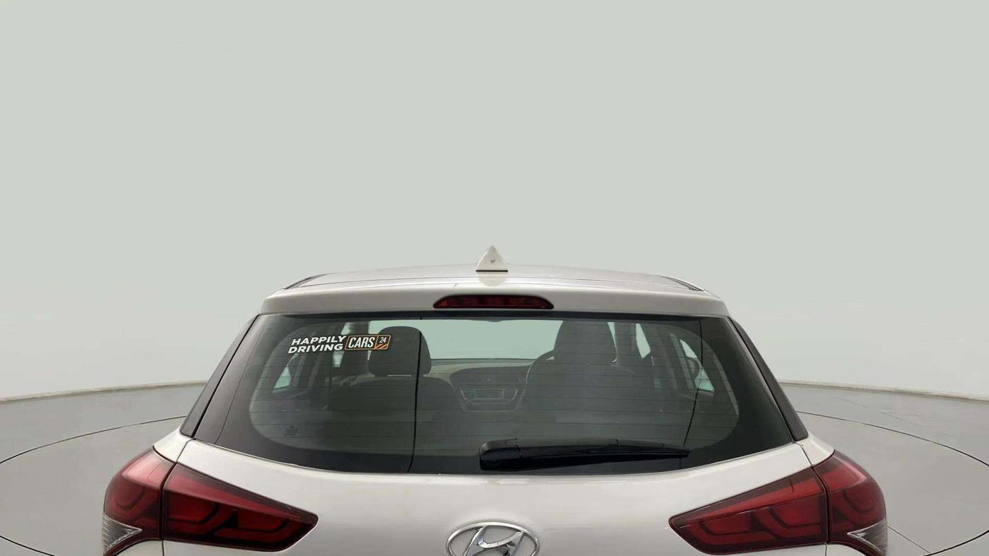 2014 Hyundai Elite i20 ASTA 1.2, Petrol, Manual, 71,306 km, Rear Windshield