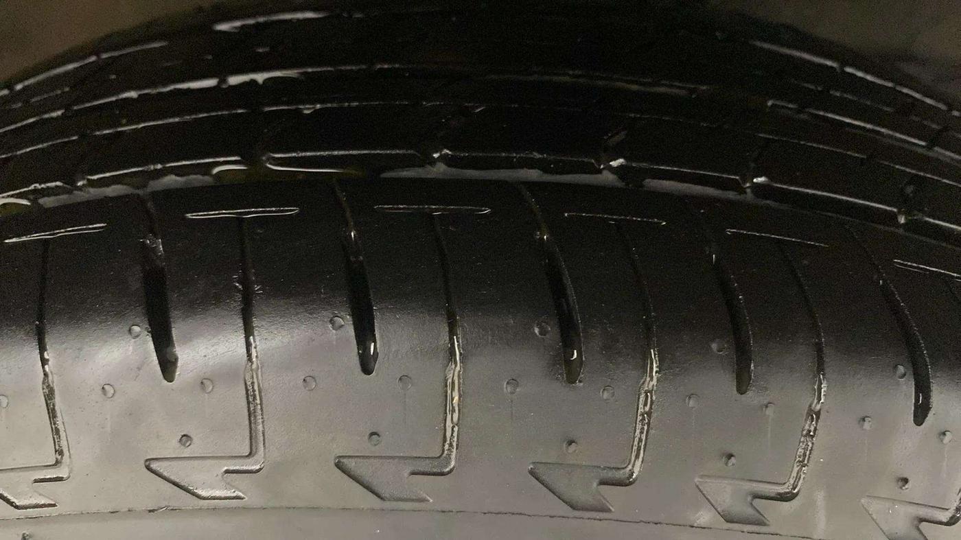 2024 Maruti Celerio VXI AMT, Petrol, Automatic, 1,819 km, Right Front Tyre Tread
