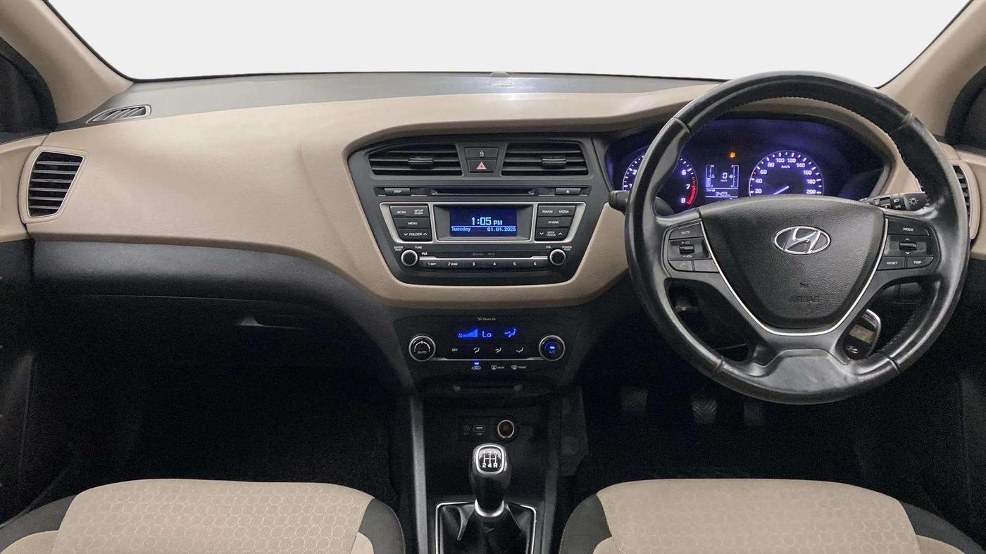 2015 Hyundai Elite i20 SPORTZ 1.2, Petrol, Manual, 47,591 km, Dashboard