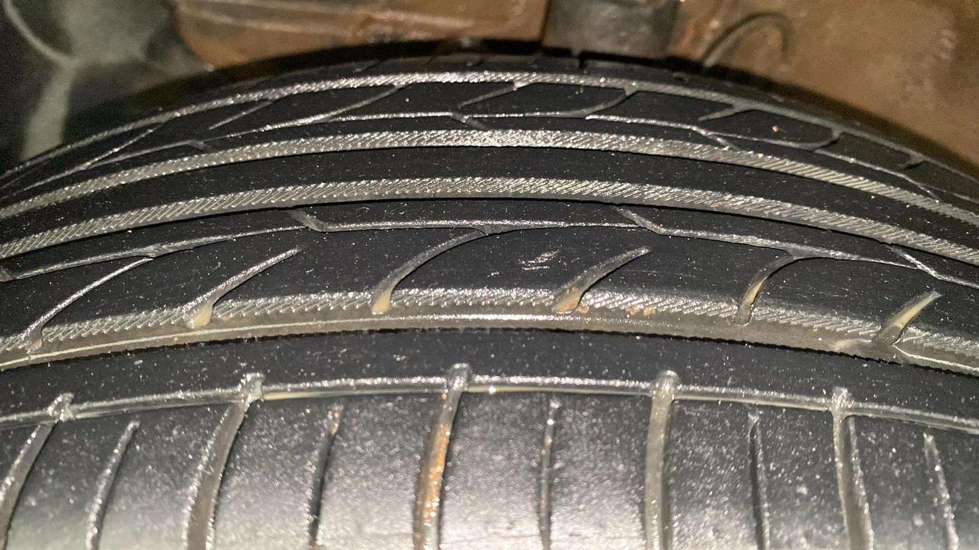 2018 Hyundai Elite i20 ASTA 1.2, Petrol, Manual, 68,158 km, Left Front Tyre Tread
