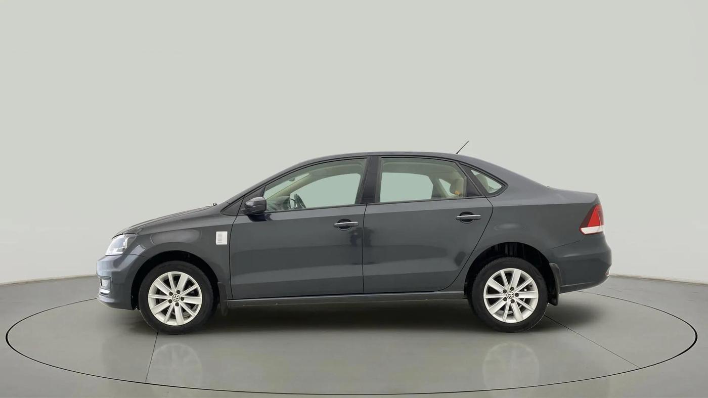 2016 Volkswagen Vento HIGHLINE 1.6 MPI, Petrol, Manual, 42,034 km, Left Side