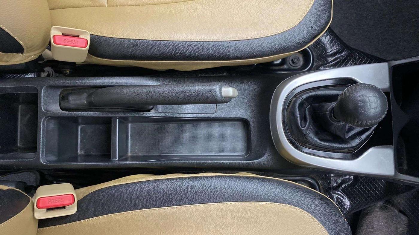 2018 Honda Jazz 1.2L I-VTEC V, Petrol, Manual, 25,323 km, Gear Lever
