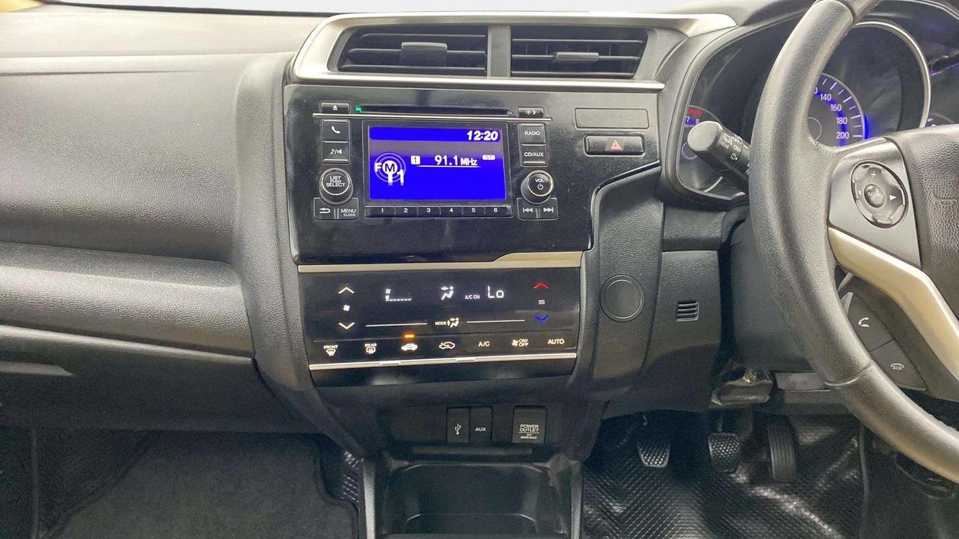 2018 Honda Jazz 1.2L I-VTEC V, Petrol, Manual, 25,323 km, Air Conditioner