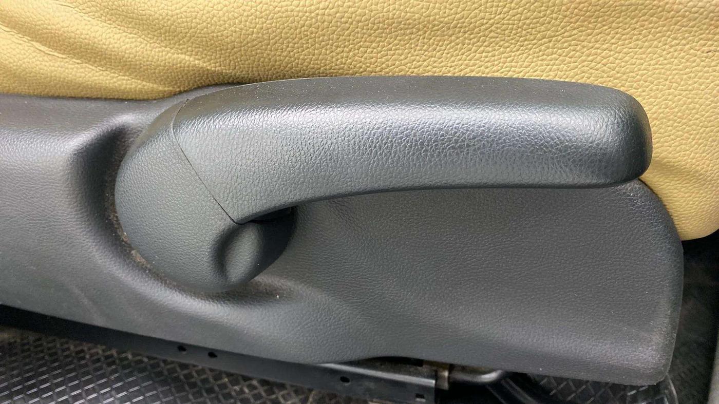 2018 Honda Jazz 1.2L I-VTEC V, Petrol, Manual, 25,323 km, Driver Side Adjustment Panel