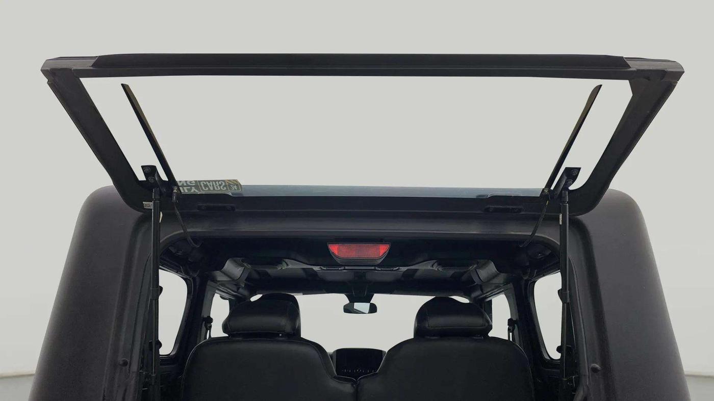 2021 Mahindra Thar LX PETROL HT 4WD AT, Petrol, Automatic, 37,539 km, Boot Door Open