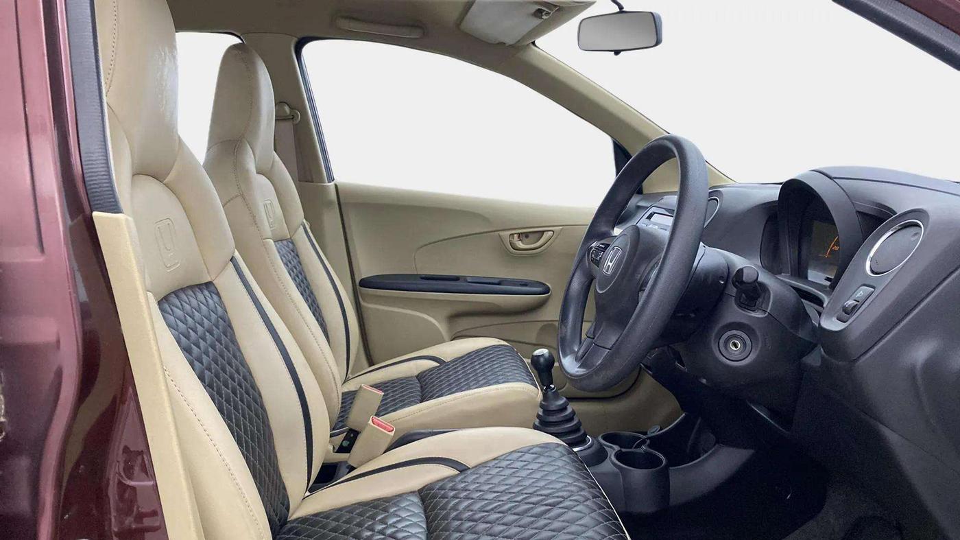 2014 Honda Amaze 1.2L I-VTEC S, Petrol, Manual, 96,933 km, Right Side Front Door Cabin