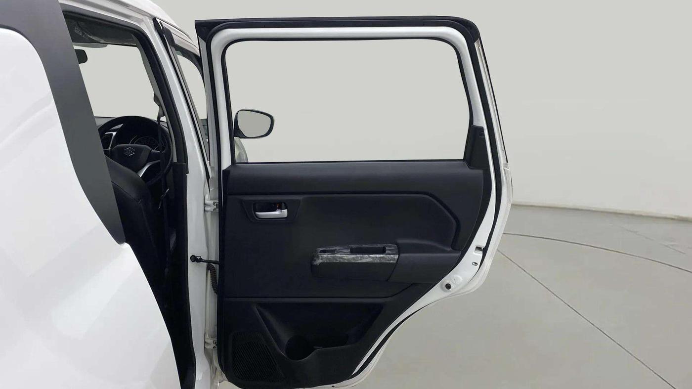 2022 Maruti New Wagon-R ZXI PLUS 1.2, Petrol, Manual, 3,426 km, RHS Rear Door